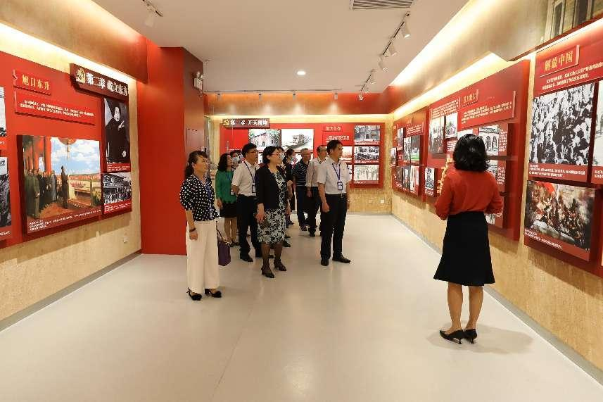 牙韩高书记一行参观我校党建思政教育基地